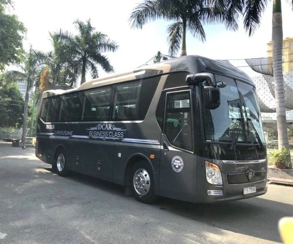 Thuê xe Limousine 18 chỗ VIP